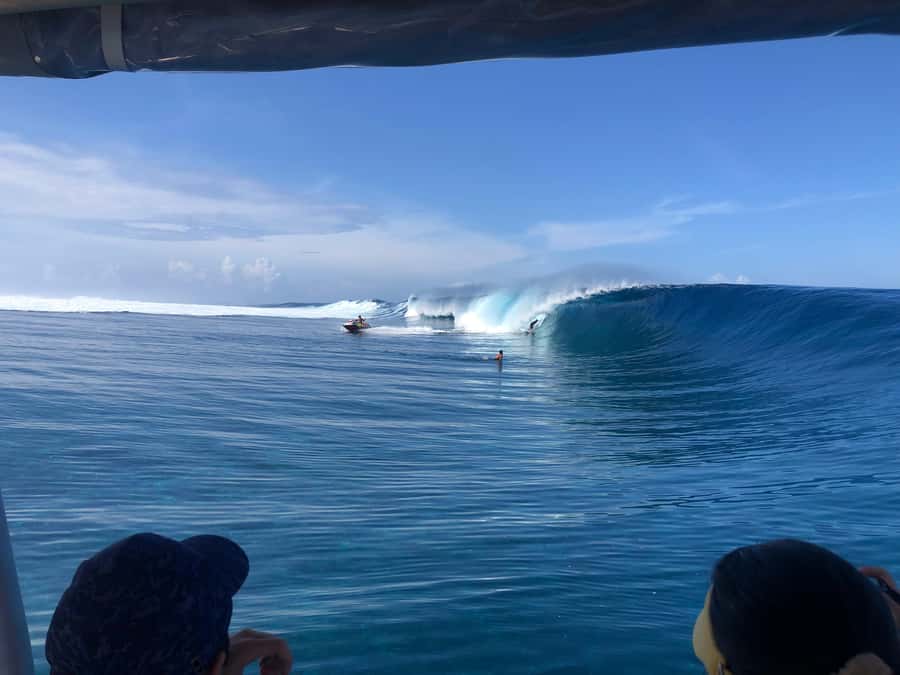 Tahiti: Teahupoo Wave Watching Tour - Boarding at the Teahupoo Marina