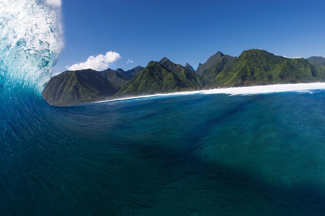 Teahupoo Wave Watching - Who will enjoy this most