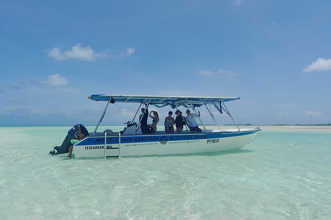 The Blue Lagoon by private boat - The boat crossing to the Blue Lagoon