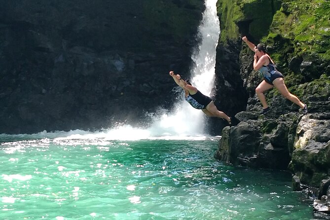 The Pristine Waters of Upolu - Sauniatu Waterfall starts with a rougher road