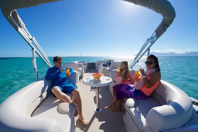 Toa Boat Bora Bora Private Lagoon tour On Majestic Pontoon Boat - The pontoon boat is the main comfort upgrade