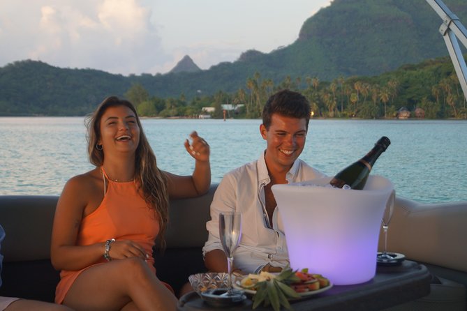 Toa Boat Bora Bora Private Sunset On Majestic Pontoon Boat - Is the Toa Boat sunset cruise right for you?
