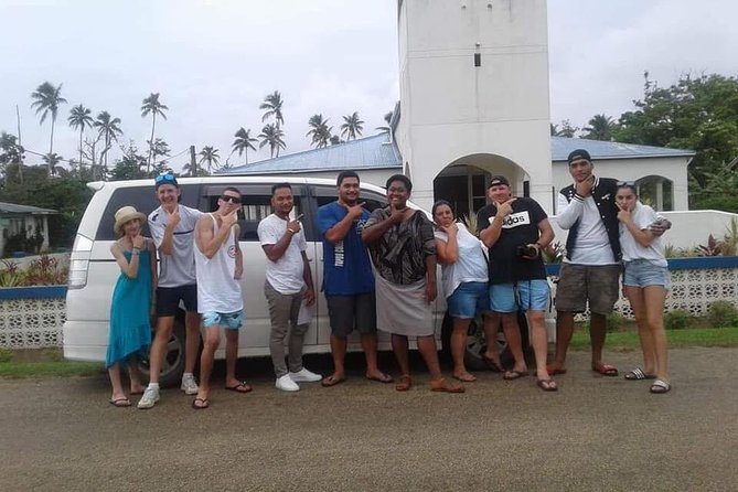 Tonga Holiday V Island Tours - Fixed Prices BEST VALUE - The Royal Palace and Tongas living monarchy