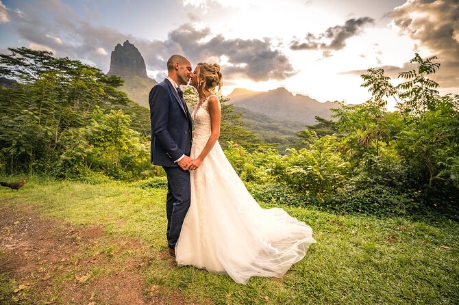 Unique photo shoot in the heart DE Moorea: Beach & mountain combo - Why this Moorea photo tour works